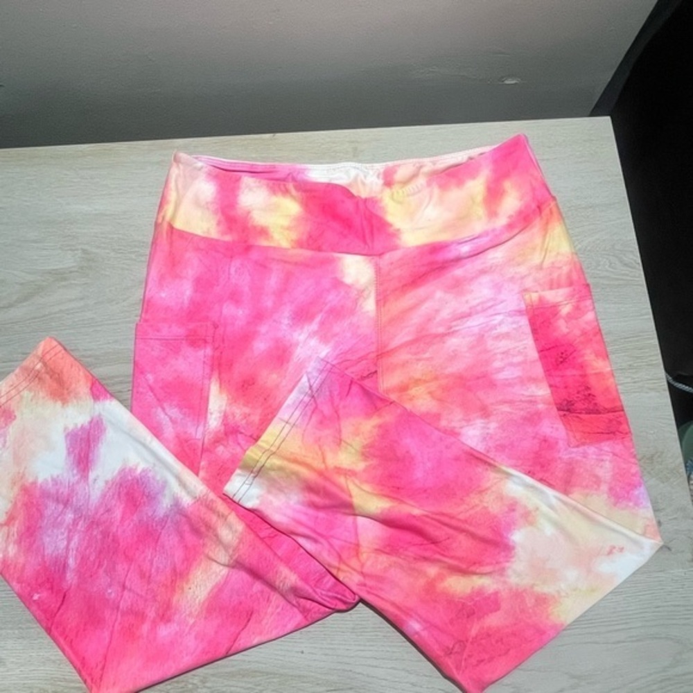 TL clothing capris